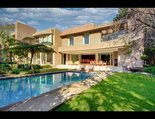 5 BEDROOM PROPERTY TO RENT IN SANDHURST